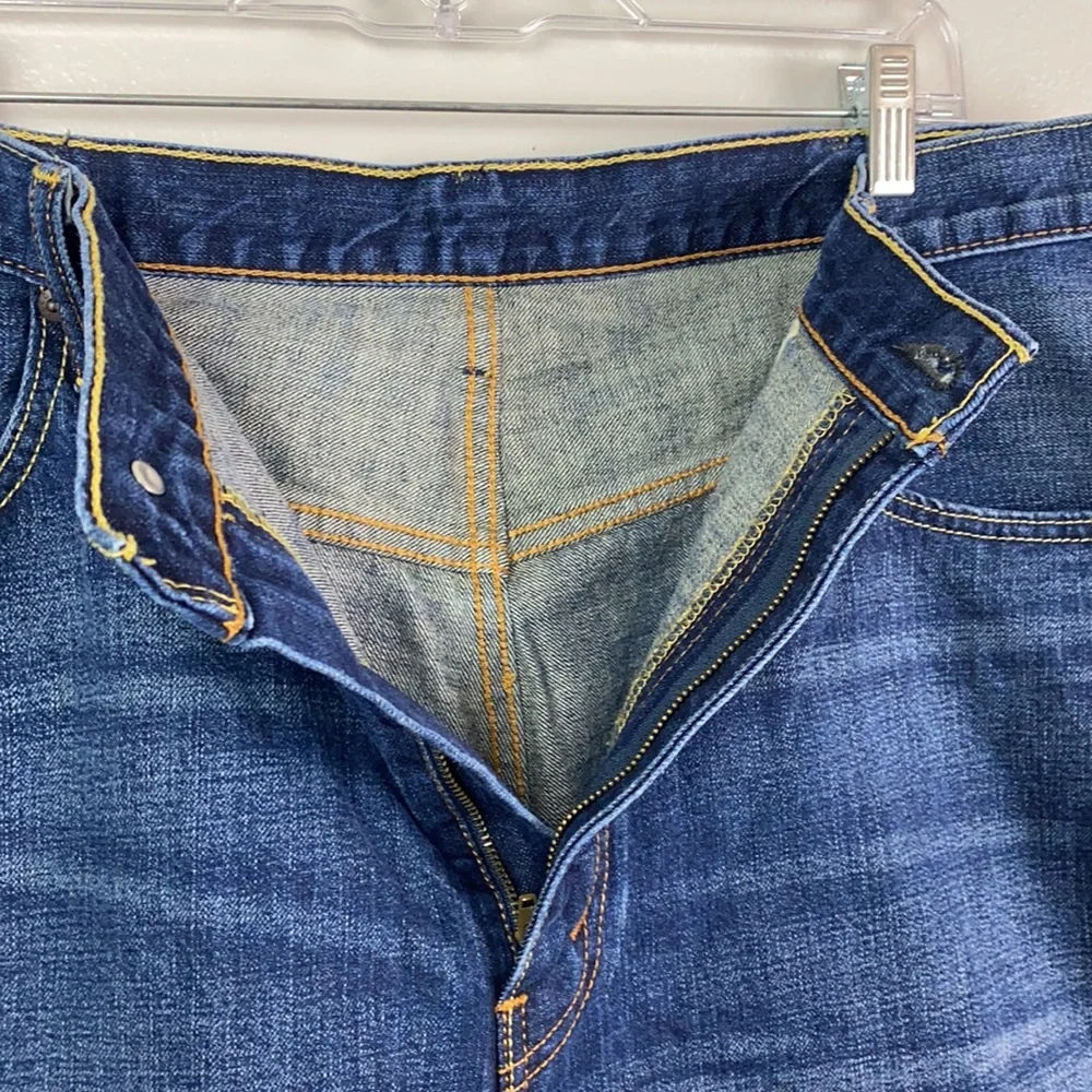 Levi Strauss | Men’s 569 Loose Straight Denim Shorts 40 7.5” inseam